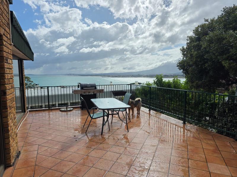 5 Bedroom Property for Sale in Gordons Bay Western Cape